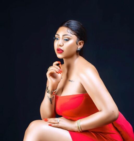 Regina Daniels Xxx Videos - Actress Regina Daniels decks in gorgeous red outfit on Christmas Day  (Photos) - P.M. News